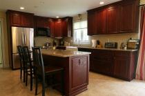 Cherry-Kitchen-Cabinets4