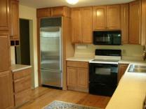 maple-kitchen-cabinets 2