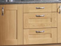 kitchen-cabinets--in-oak