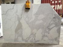 Calacatta Gold Polished 2cm Size 94x75 Lot# M4217